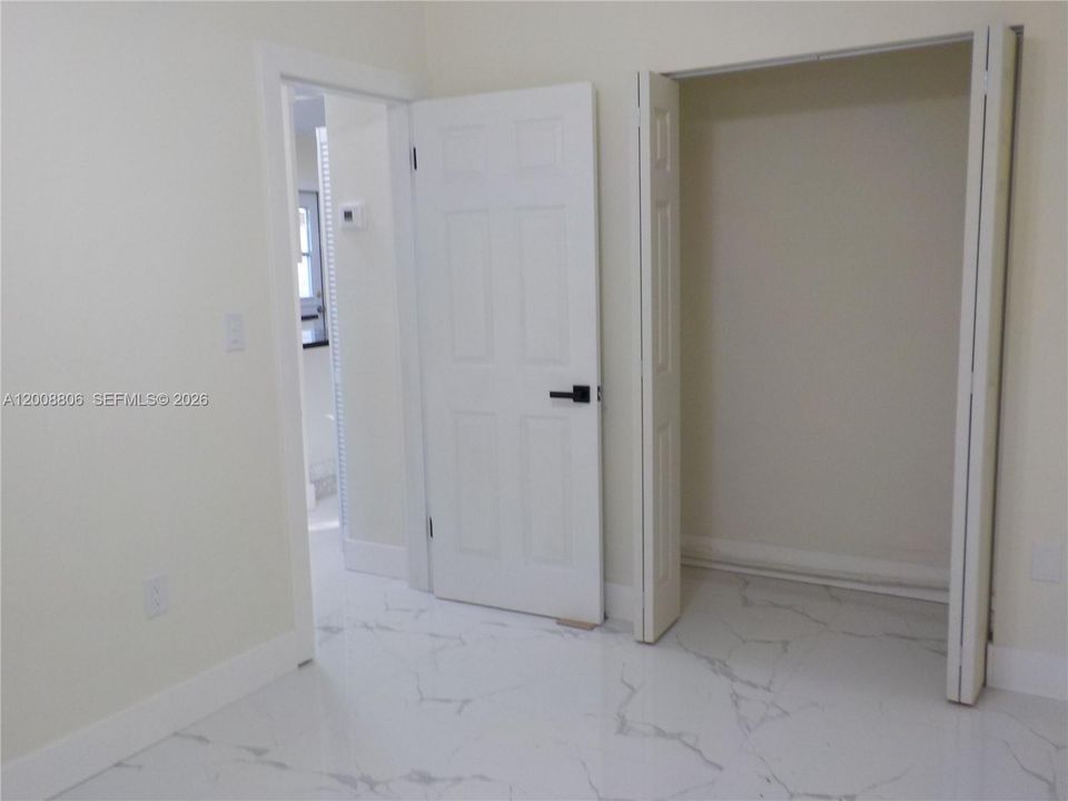 На продажу: $499,999 (2 спален, 2 ванн, 868 Квадратных фут)