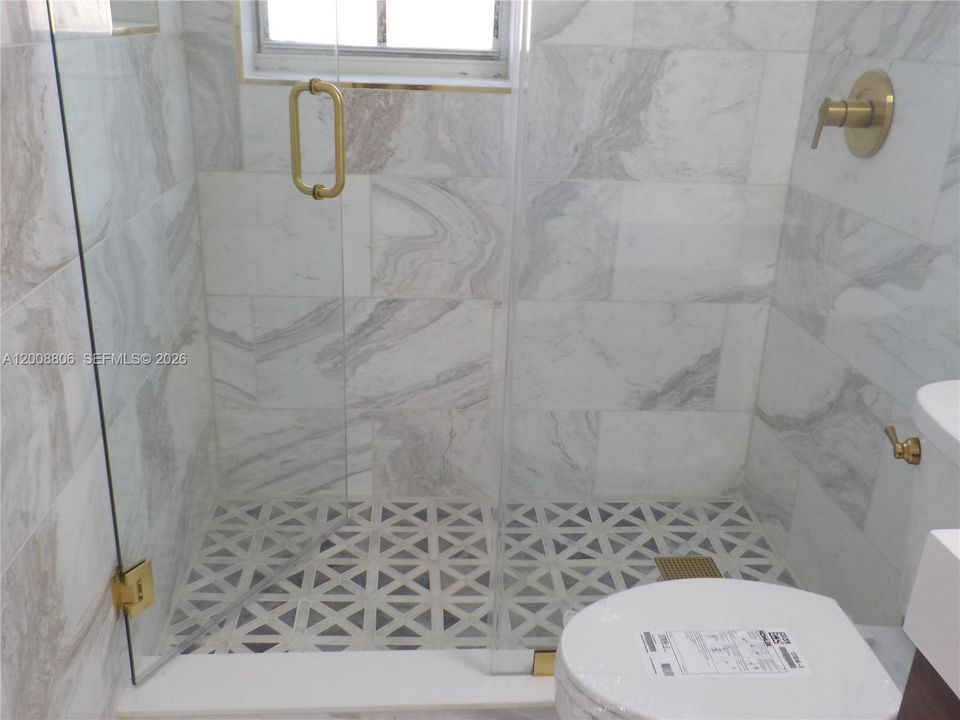 На продажу: $499,999 (2 спален, 2 ванн, 868 Квадратных фут)