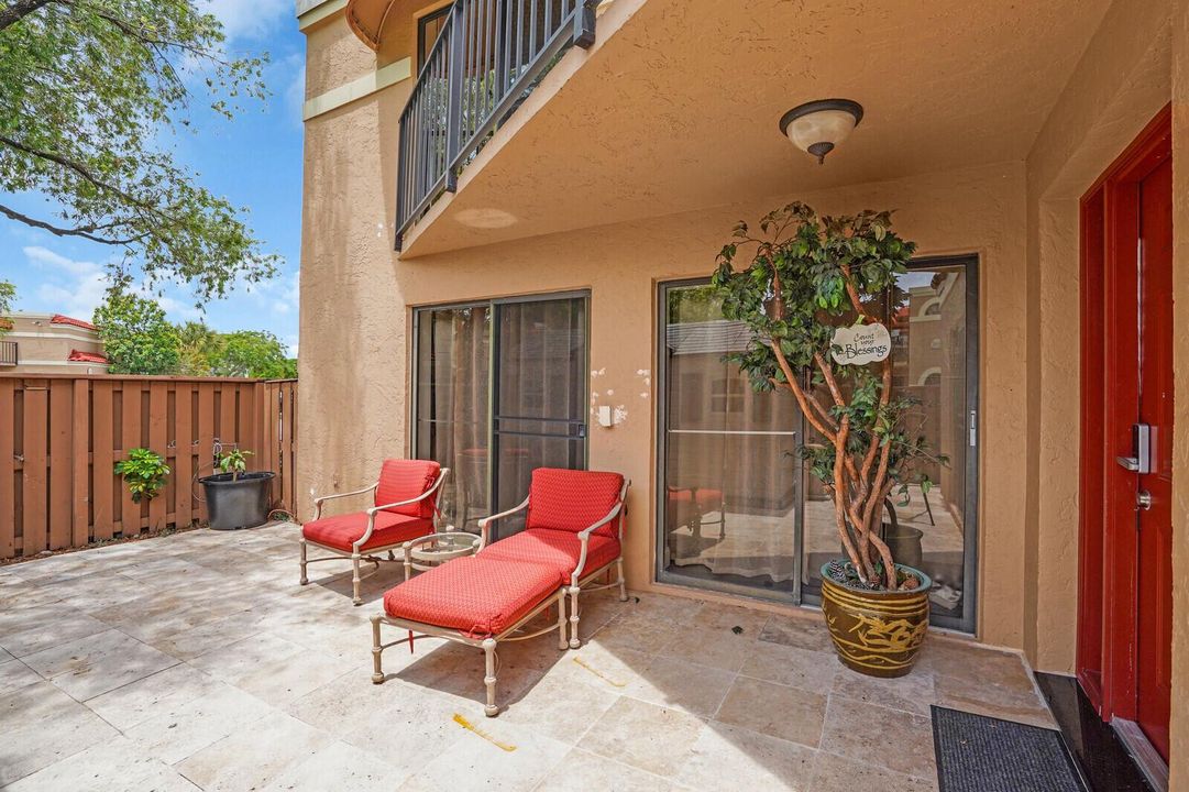Private Courtyard