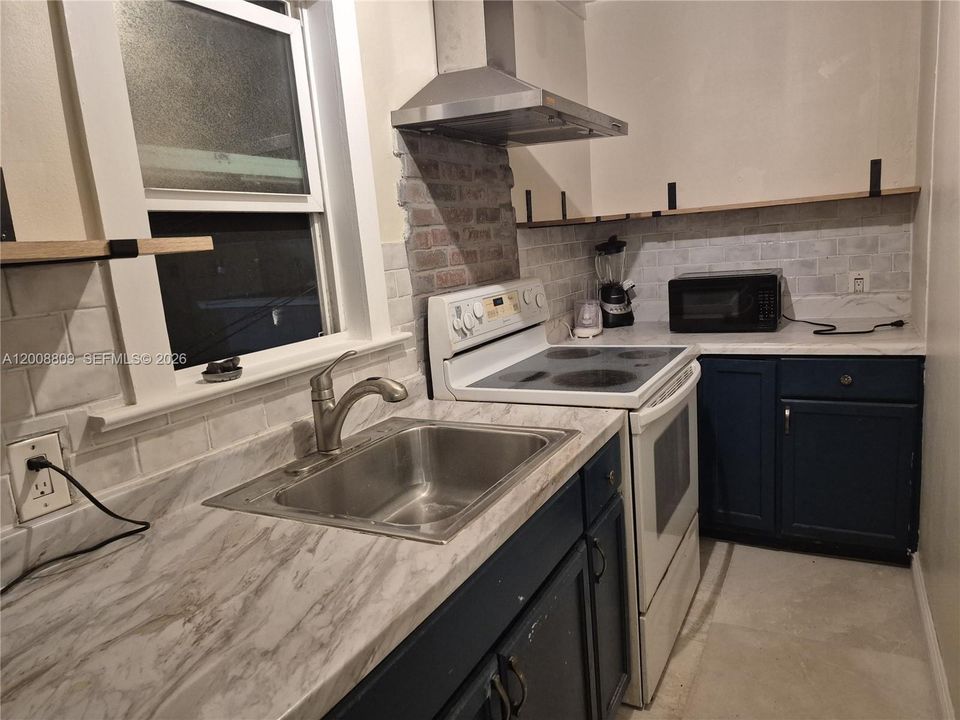 For Sale: $674,999 (0 beds, 0 baths, 1742 Square Feet)