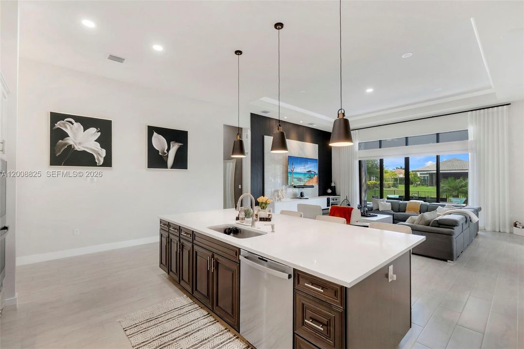 For Sale: $1,750,000 (3 beds, 3 baths, 2613 Square Feet)