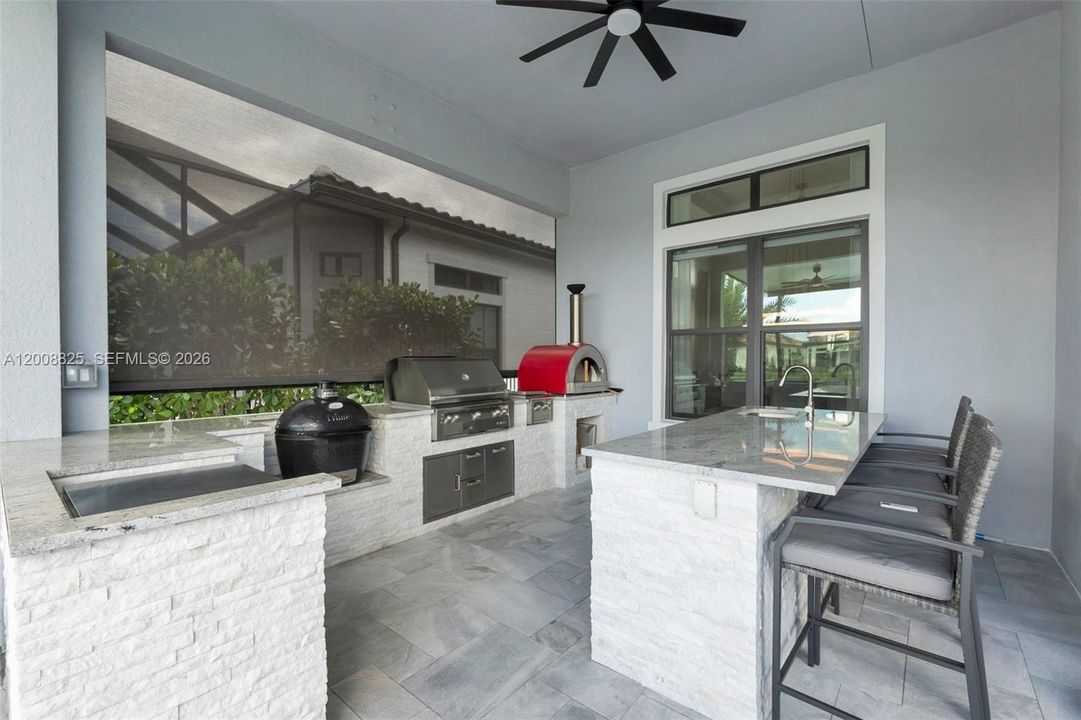 For Sale: $1,750,000 (3 beds, 3 baths, 2613 Square Feet)