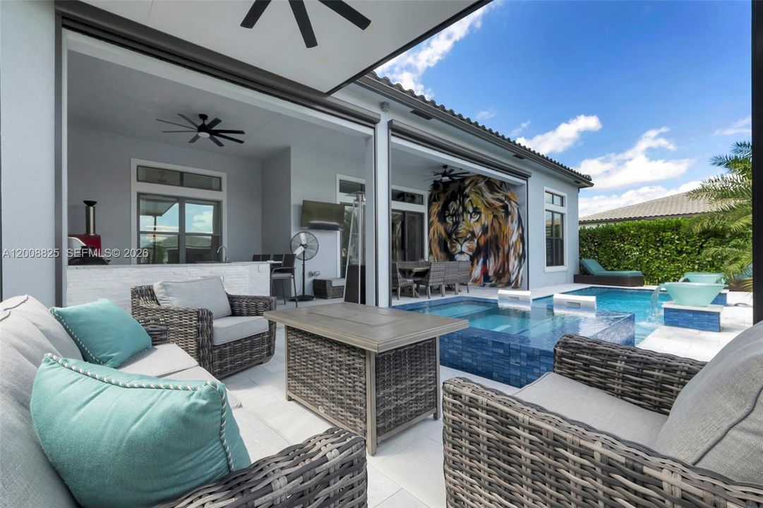 For Sale: $1,750,000 (3 beds, 3 baths, 2613 Square Feet)