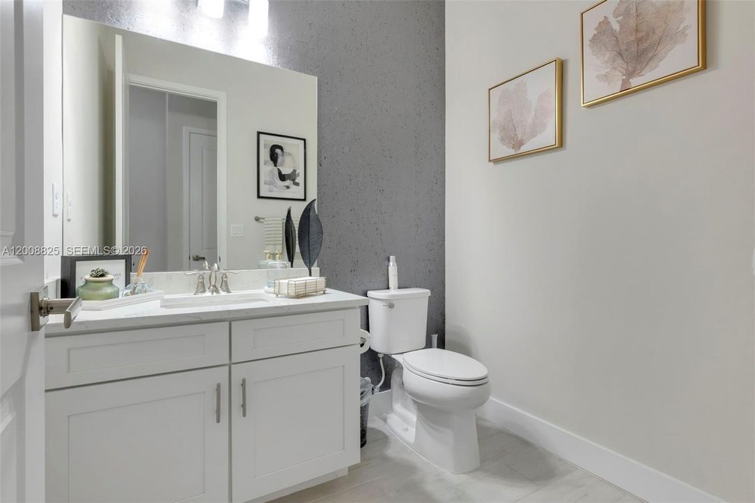 For Sale: $1,750,000 (3 beds, 3 baths, 2613 Square Feet)