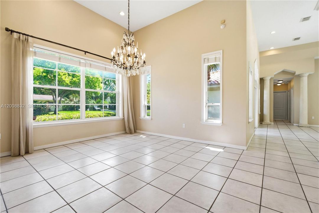 Active With Contract: $2,100,000 (5 beds, 4 baths, 3039 Square Feet)