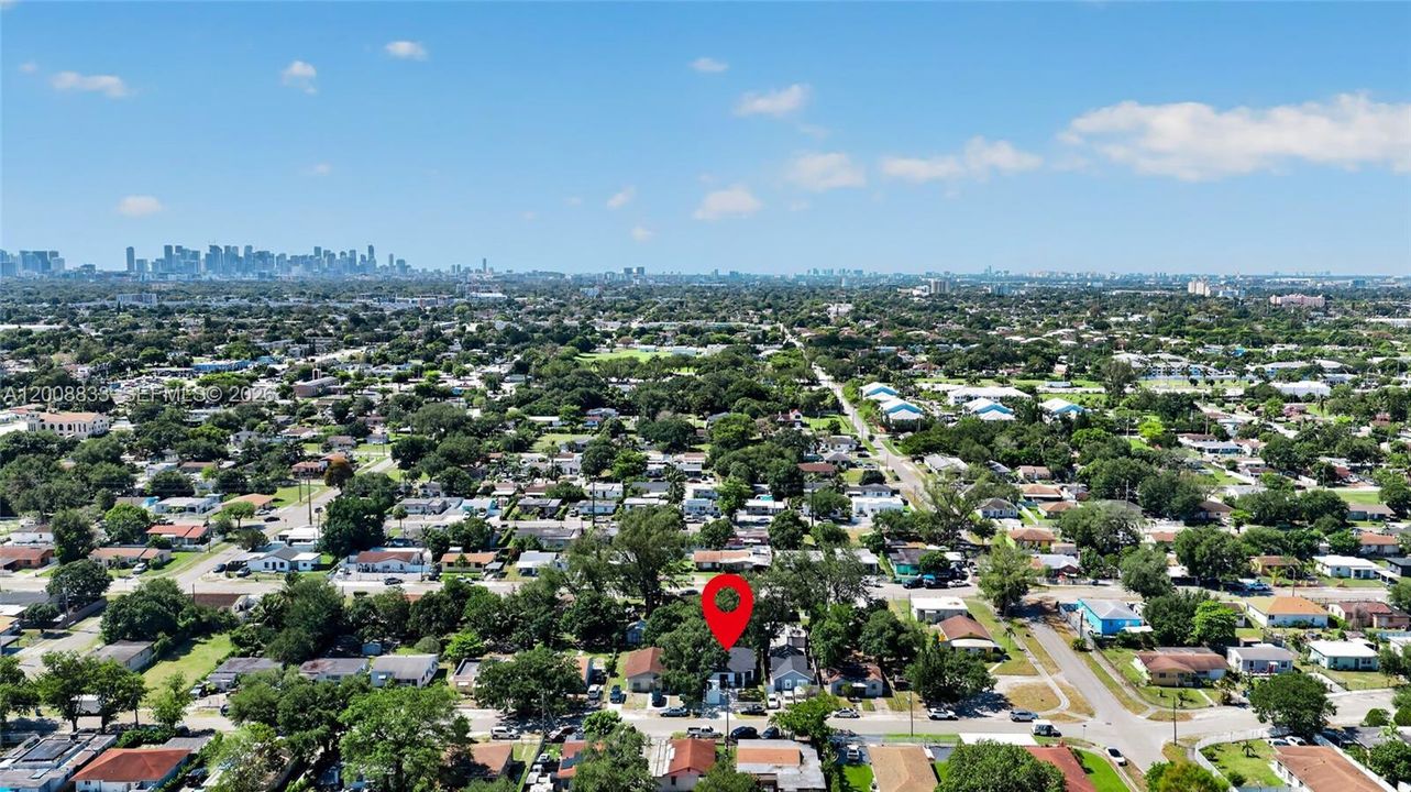 For Sale: $585,000 (4 beds, 2 baths, 1476 Square Feet)