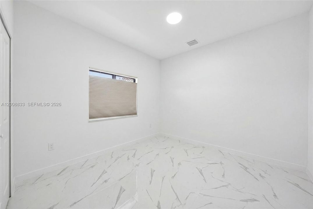 For Sale: $585,000 (4 beds, 2 baths, 1476 Square Feet)