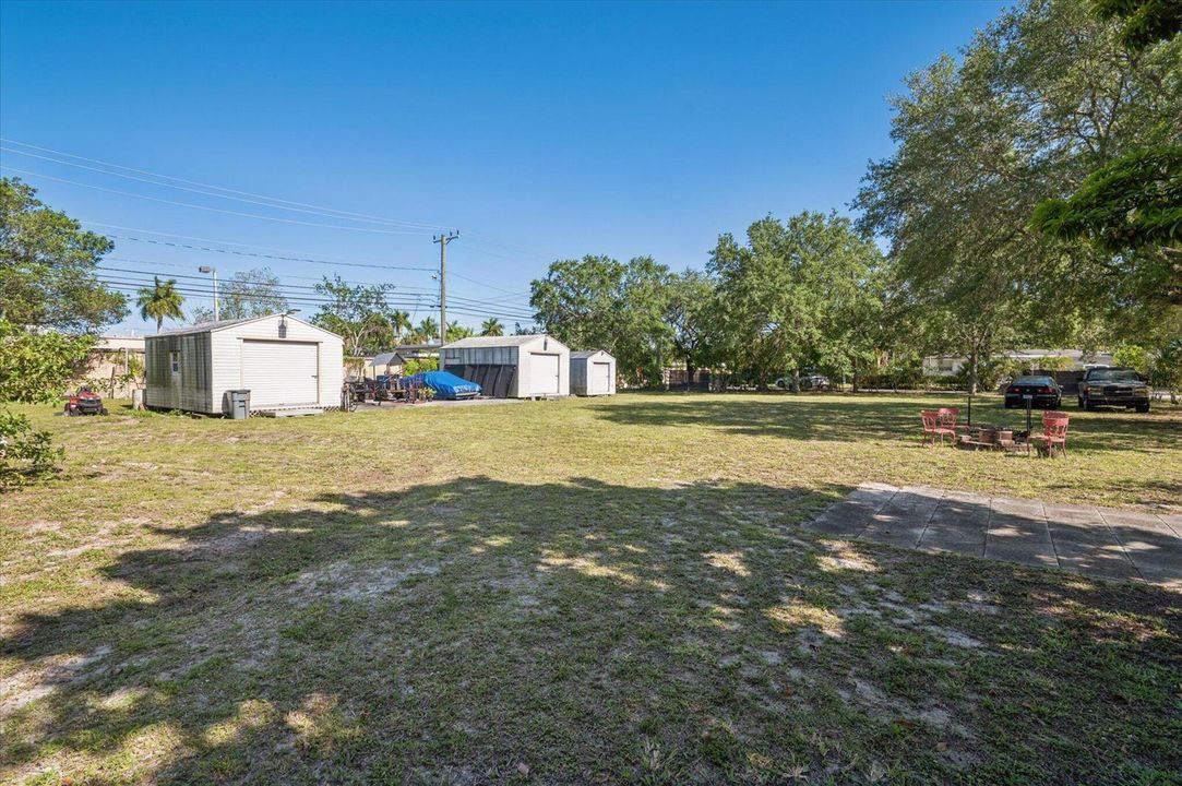23-Ali-4011 SW 2nd St-23