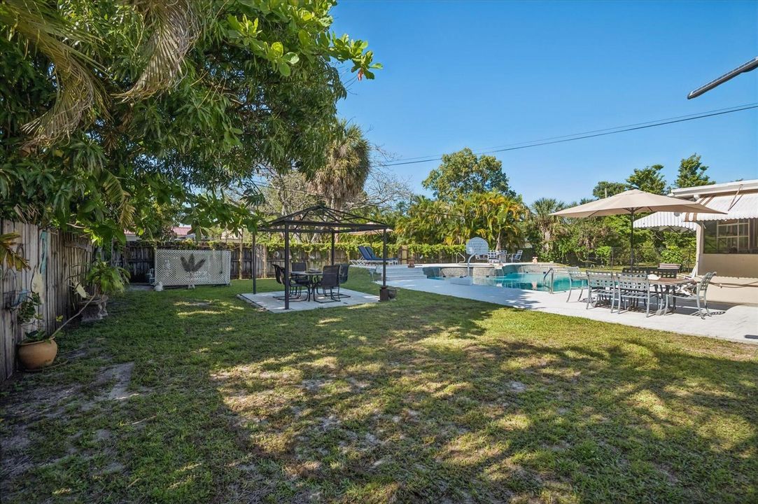 22-Ali-4011 SW 2nd St-22