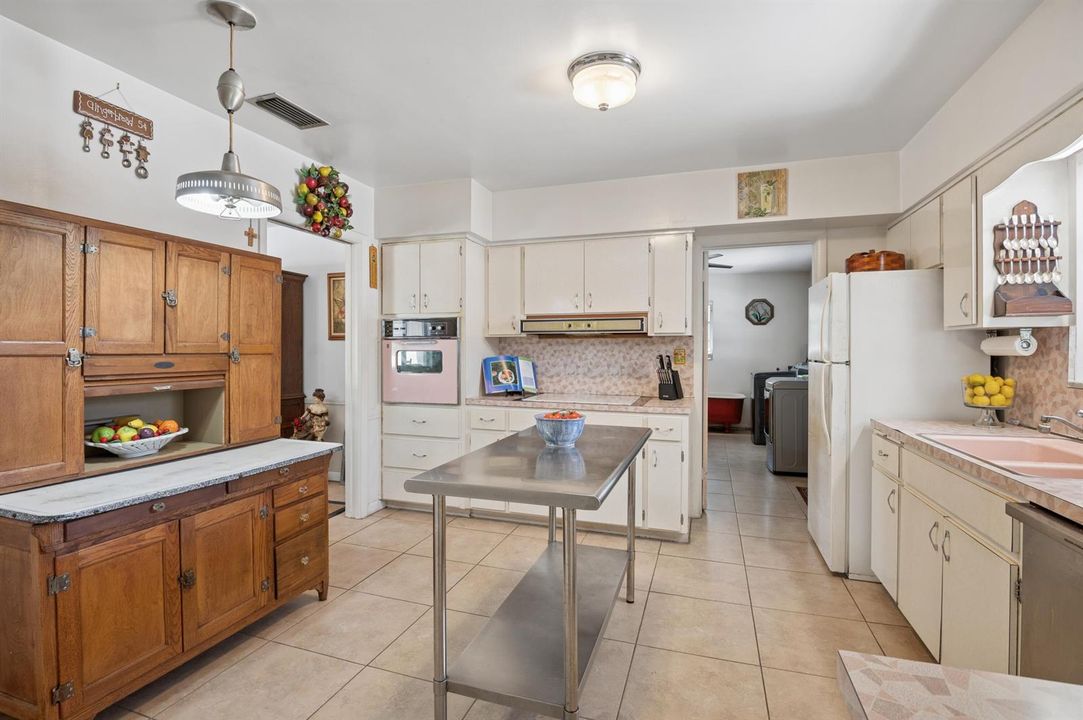 08-Ali-4011 SW 2nd St-8