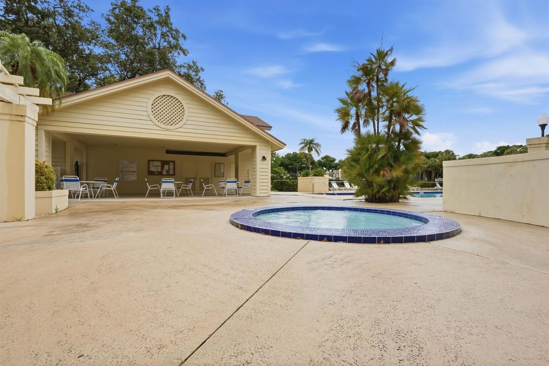 44-web-or-mls-8111_Northboro_Court_11d_0