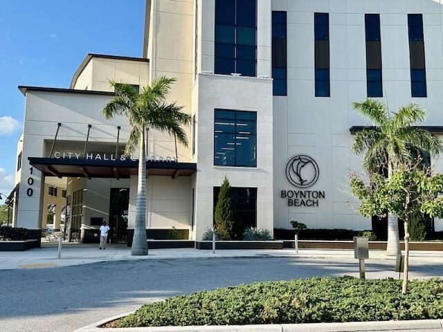 Boynton city Hall complex