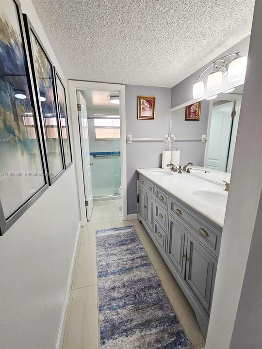 For Sale: $132,000 (1 beds, 1 baths, 730 Square Feet)