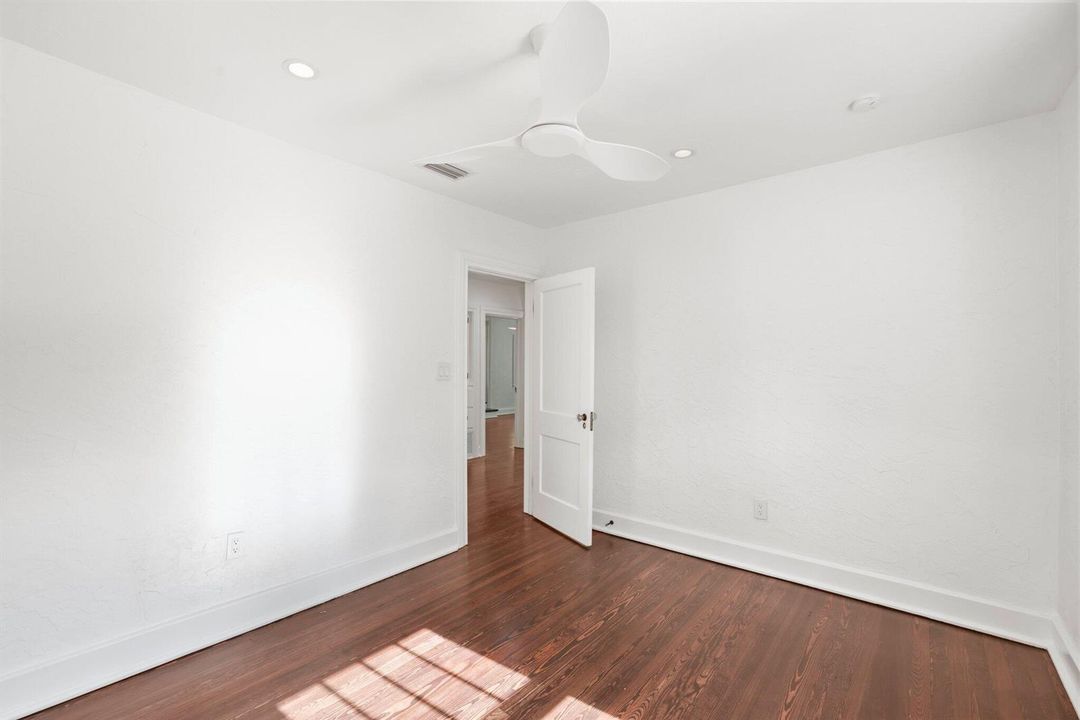 429 30th Street - 69.jpg-SMALL