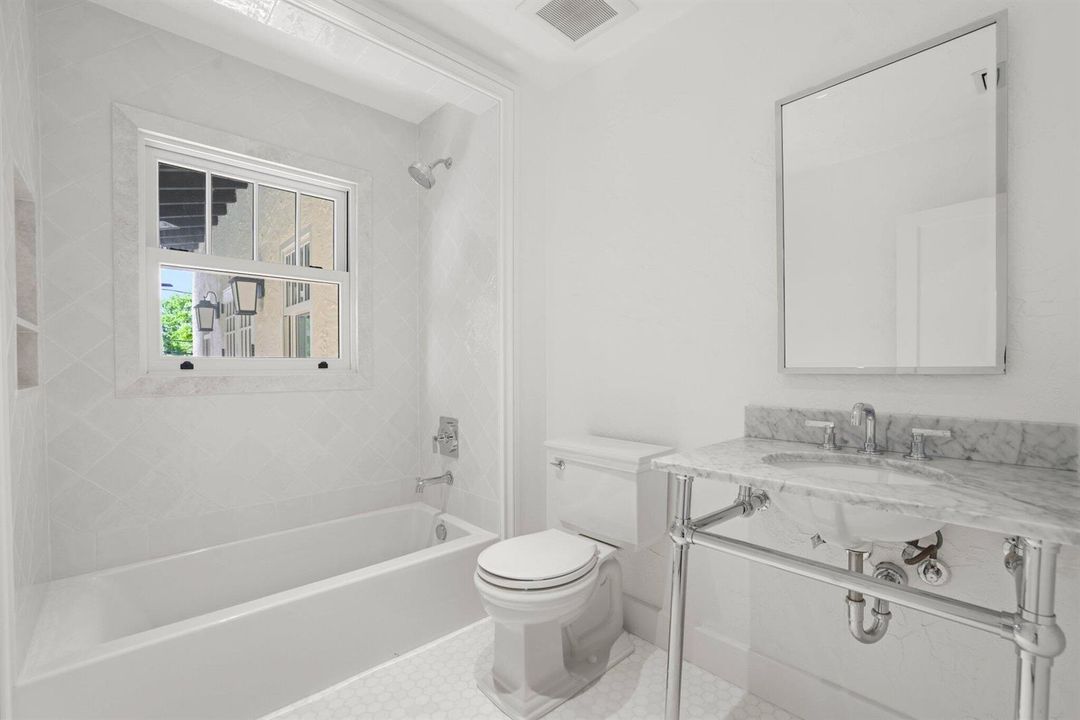 429 30th Street - 73.jpg-SMALL