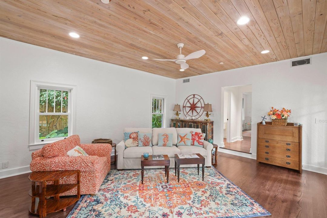 429 30th Street - 25.jpg-SMALL