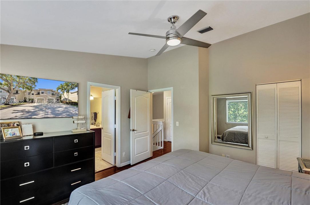 For Sale: $499,999 (3 beds, 2 baths, 1690 Square Feet)