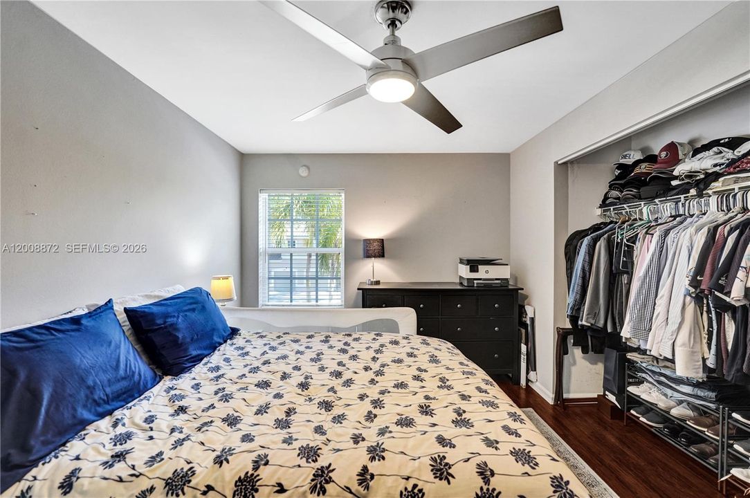 For Sale: $499,999 (3 beds, 2 baths, 1690 Square Feet)