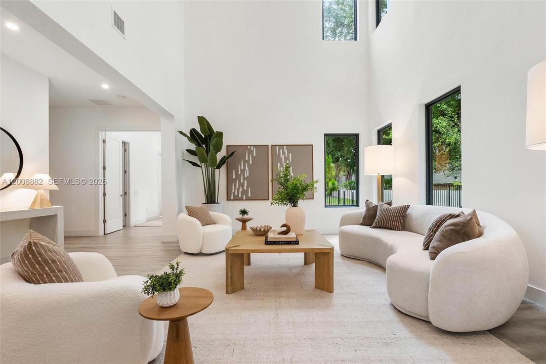 For Sale: $2,425,000 (5 beds, 4 baths, 4006 Square Feet)