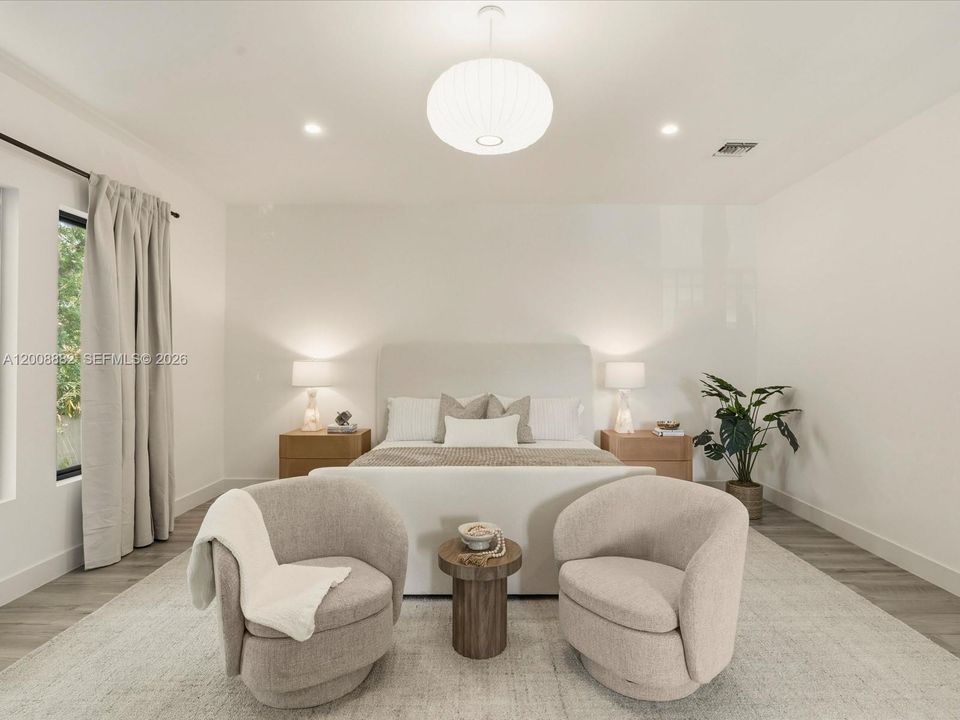 For Sale: $2,425,000 (5 beds, 4 baths, 4006 Square Feet)