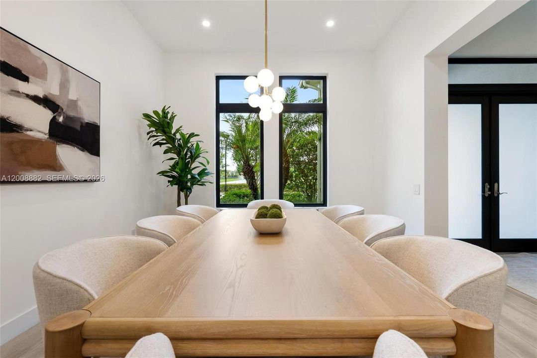 For Sale: $2,425,000 (5 beds, 4 baths, 4006 Square Feet)
