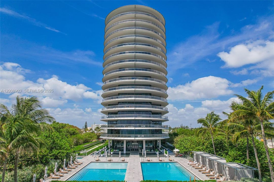 На продажу: $5,995,000 (2 спален, 2 ванн, 1594 Квадратных фут)