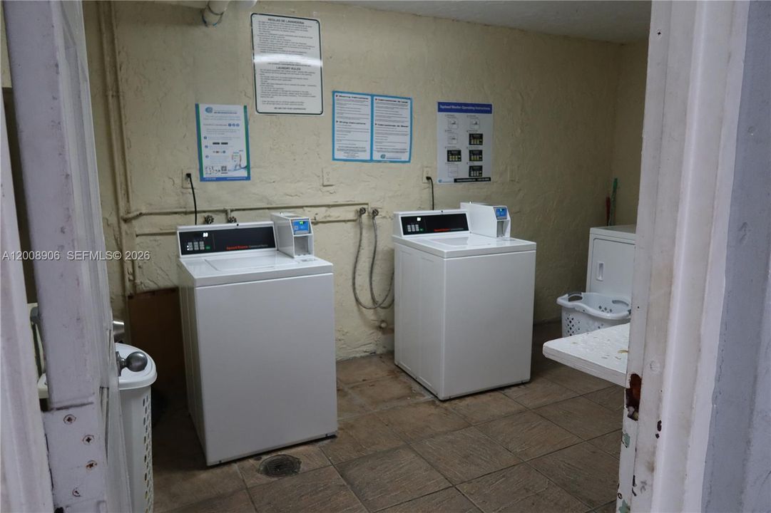 Activo con contrato: $1,500 (1 camas, 1 baños, 790 Pies cuadrados)