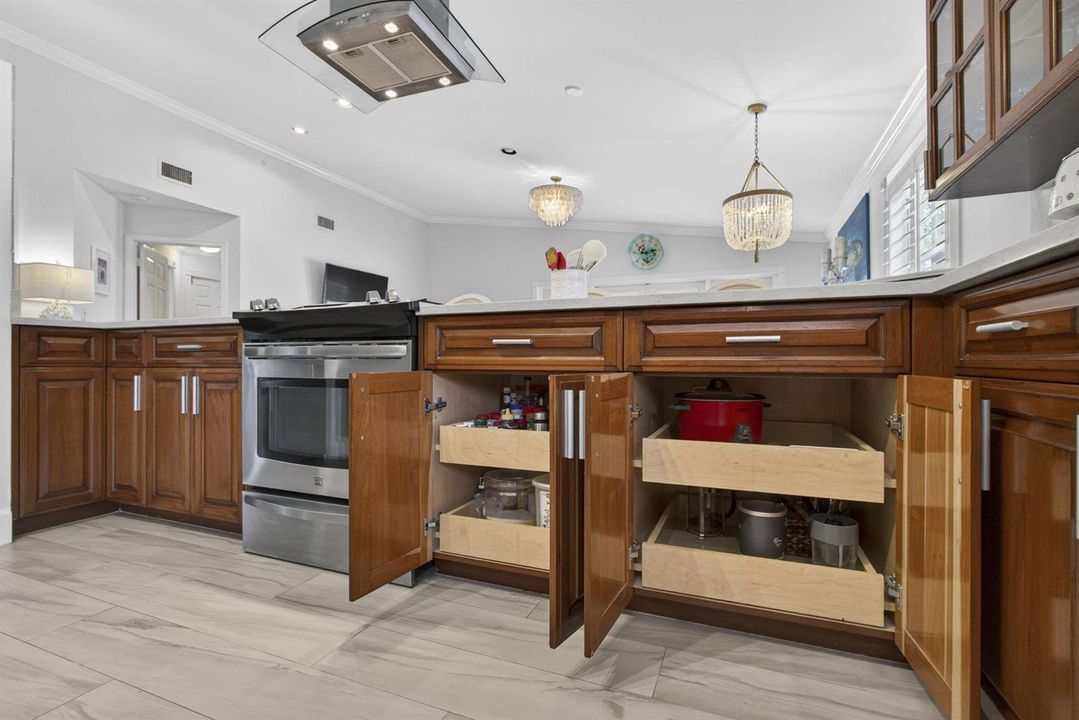 Pull out Shelving