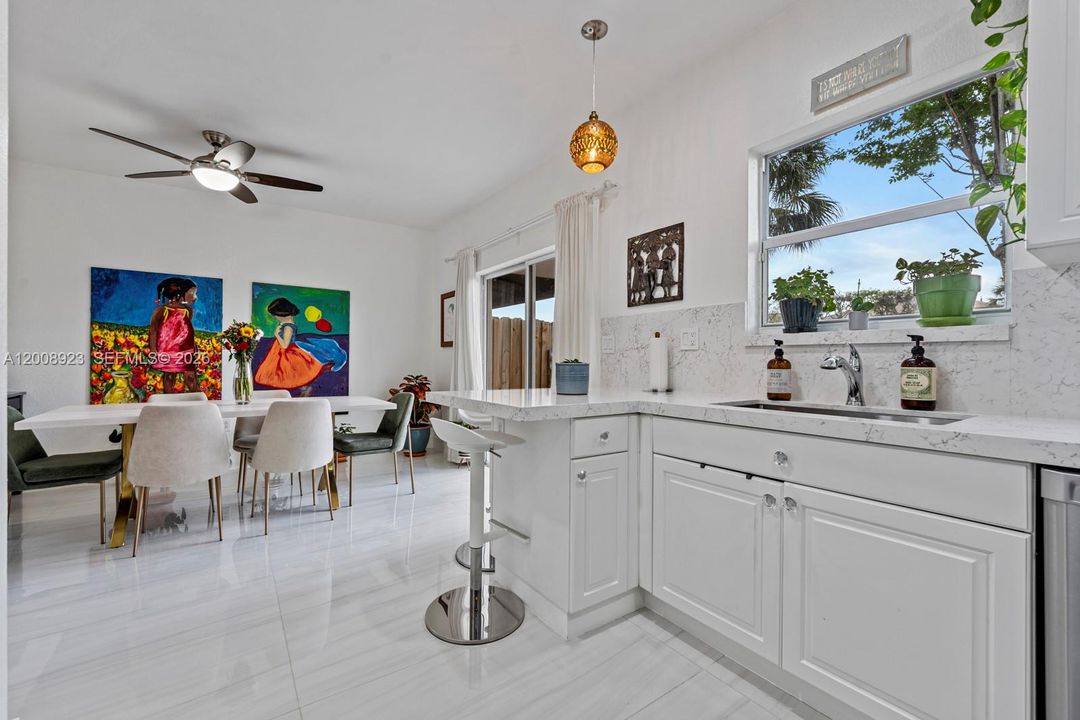 For Sale: $419,500 (3 beds, 2 baths, 1416 Square Feet)