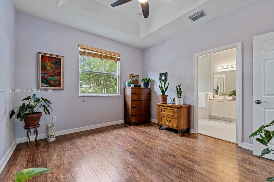 For Sale: $419,500 (3 beds, 2 baths, 1416 Square Feet)