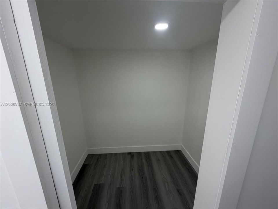 В аренду: $4,500 (3 спален, 2 ванн, 1568 Квадратных фут)
