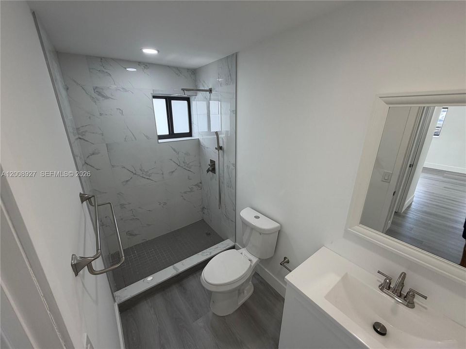 В аренду: $4,500 (3 спален, 2 ванн, 1568 Квадратных фут)