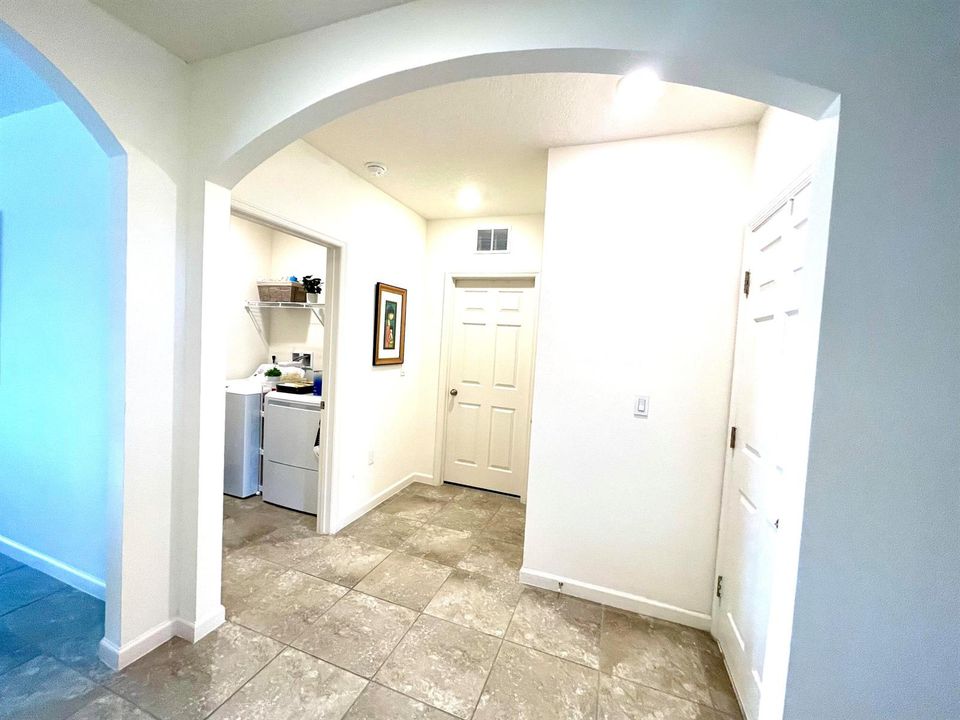 Laundry, Garage Entry