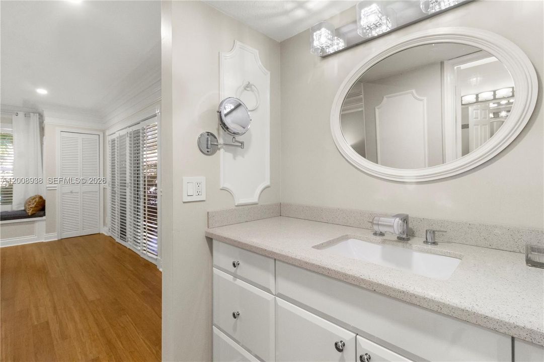 For Sale: $1,385,000 (3 beds, 3 baths, 1700 Square Feet)
