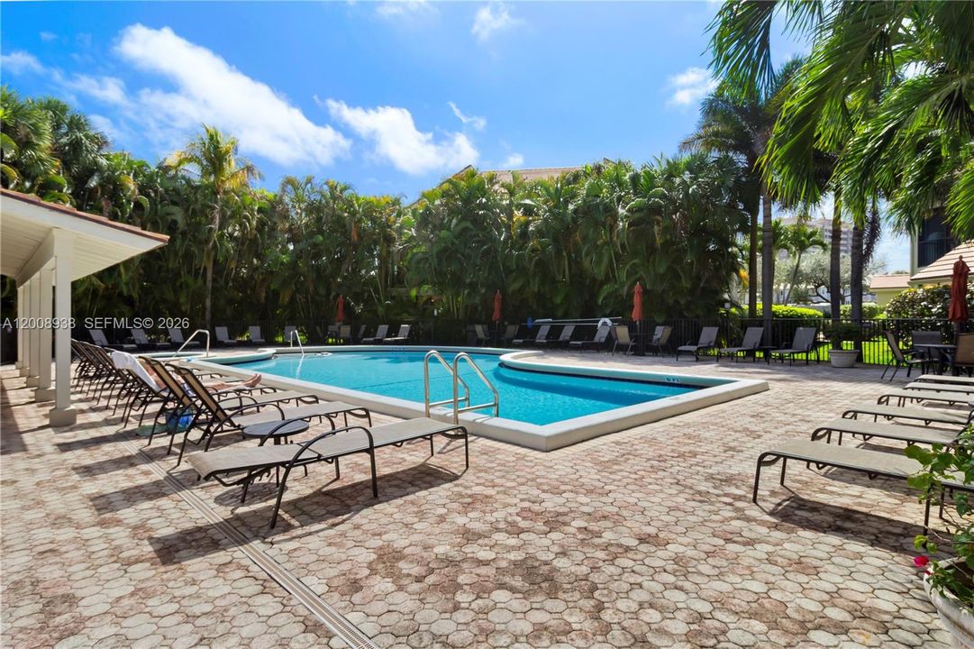 For Sale: $1,385,000 (3 beds, 3 baths, 1700 Square Feet)