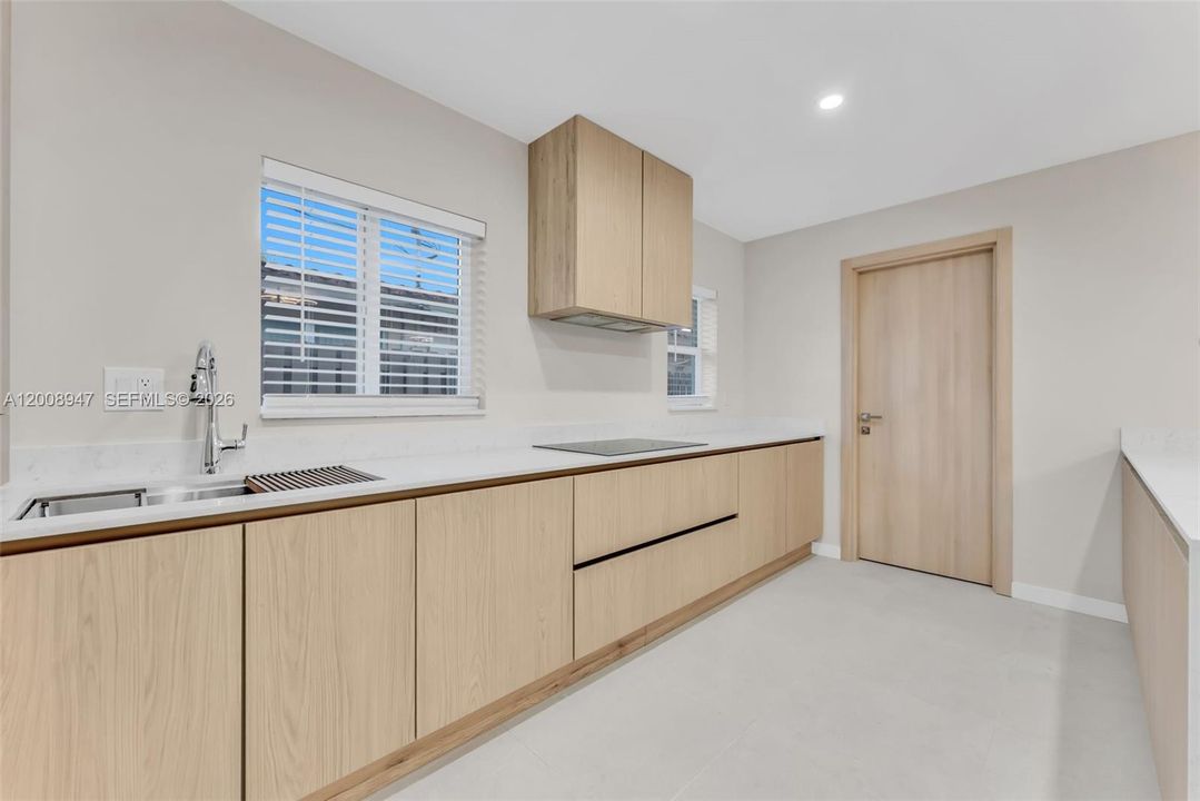 For Sale: $1,375,000 (3 beds, 2 baths, 1806 Square Feet)