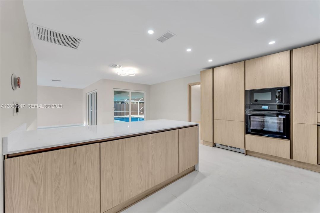 For Sale: $1,375,000 (3 beds, 2 baths, 1806 Square Feet)