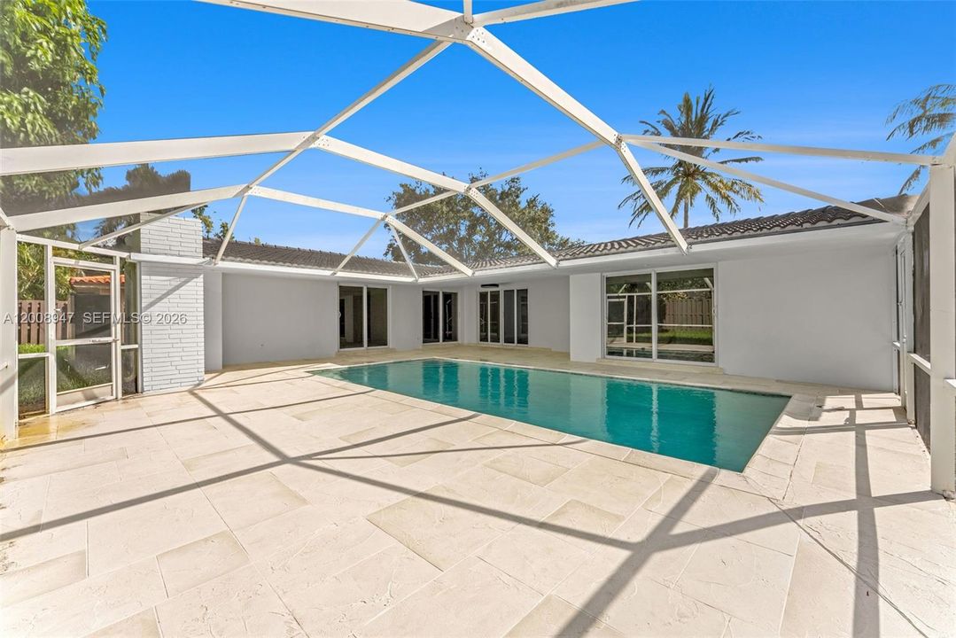For Sale: $1,375,000 (3 beds, 2 baths, 1806 Square Feet)