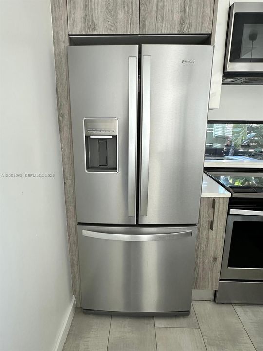 В аренду: $5,700 (4 спален, 4 ванн, 1815 Квадратных фут)