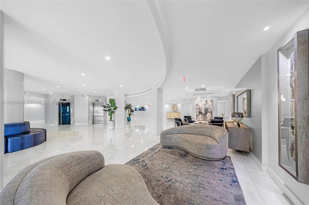 For Sale: $775,000 (2 beds, 2 baths, 1402 Square Feet)