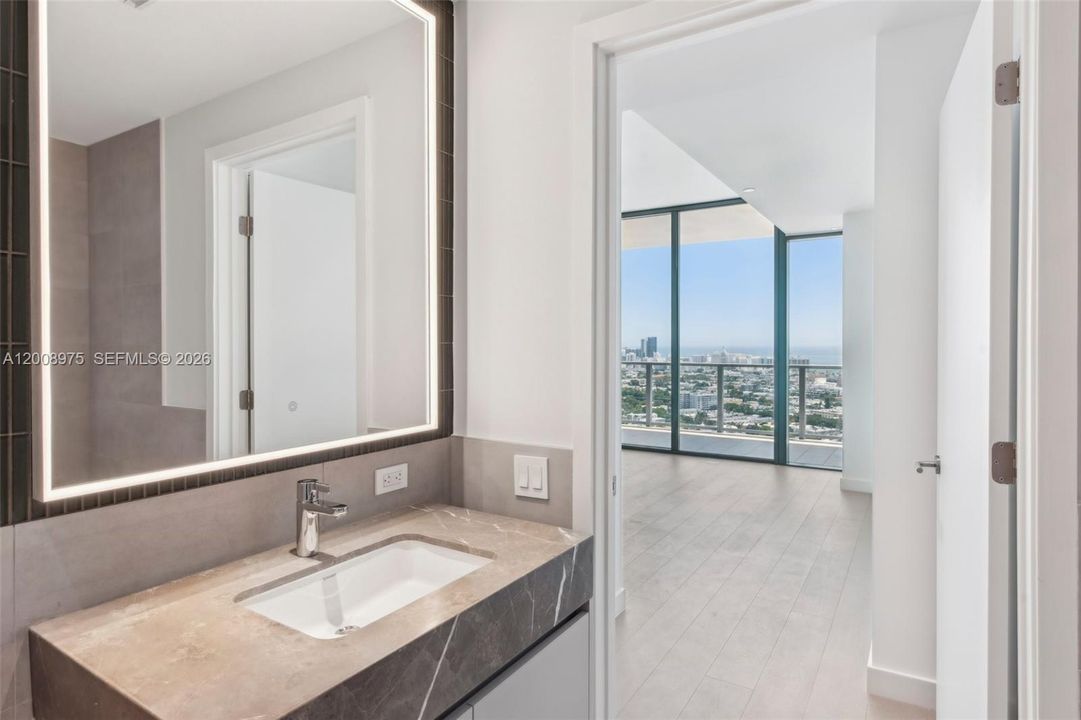 En Venta: $3,470,000 (2 camas, 2 baños, 1434 Pies cuadrados)