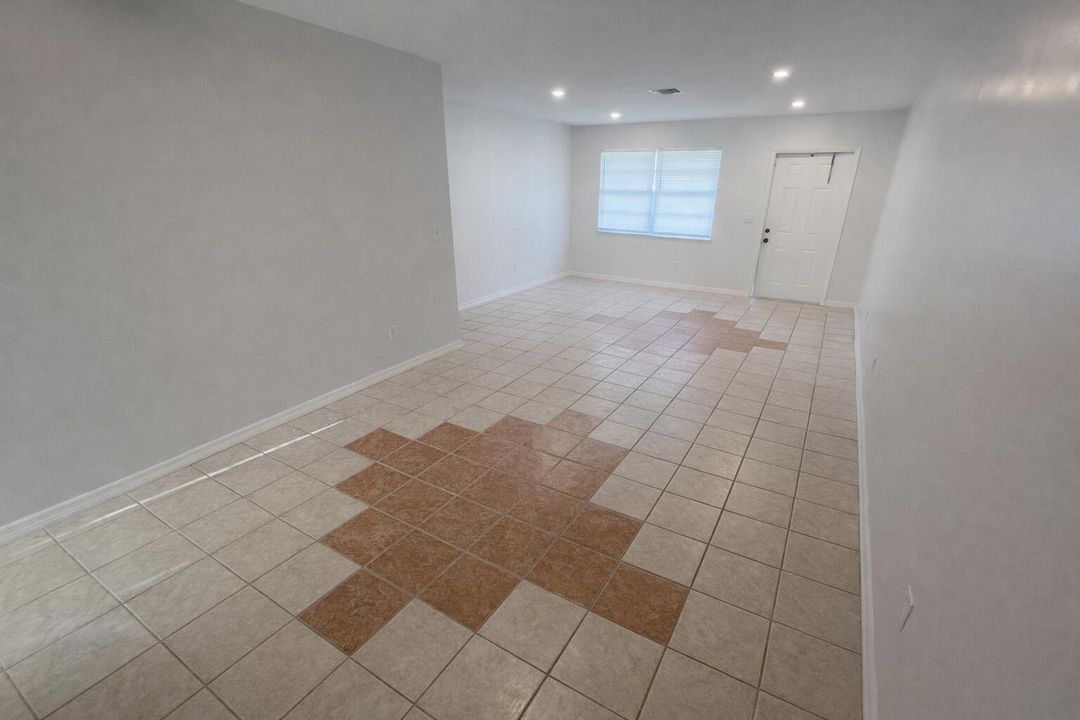 5010 B_living & dining room