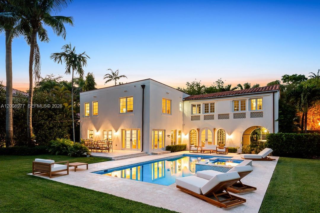 En Venta: $5,995,000 (6 camas, 4 baños, 4319 Pies cuadrados)