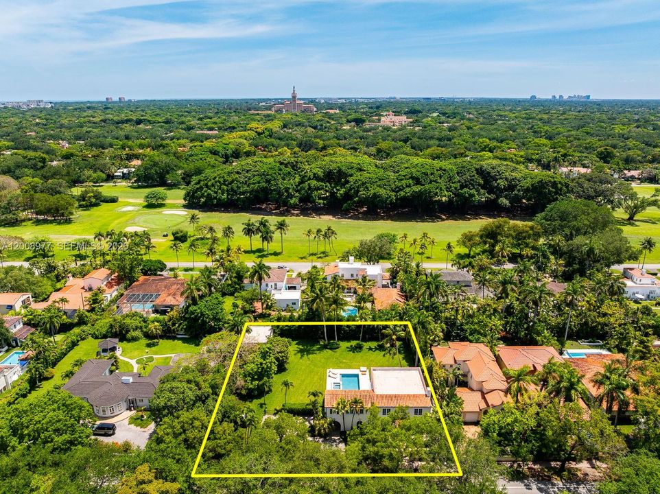 En Venta: $5,995,000 (6 camas, 4 baños, 4319 Pies cuadrados)