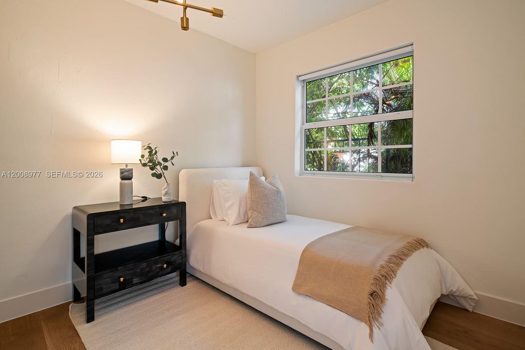 En Venta: $5,995,000 (6 camas, 4 baños, 4319 Pies cuadrados)