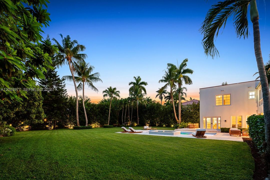 En Venta: $5,995,000 (6 camas, 4 baños, 4319 Pies cuadrados)
