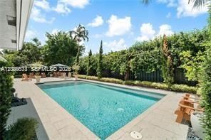 Recently Rented: $6,750 (4 beds, 2 baths, 2318 Square Feet)