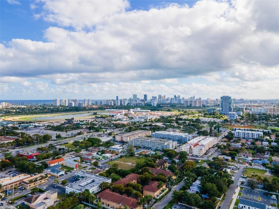 На продажу: $519,999 (3 спален, 2 ванн, 1636 Квадратных фут)