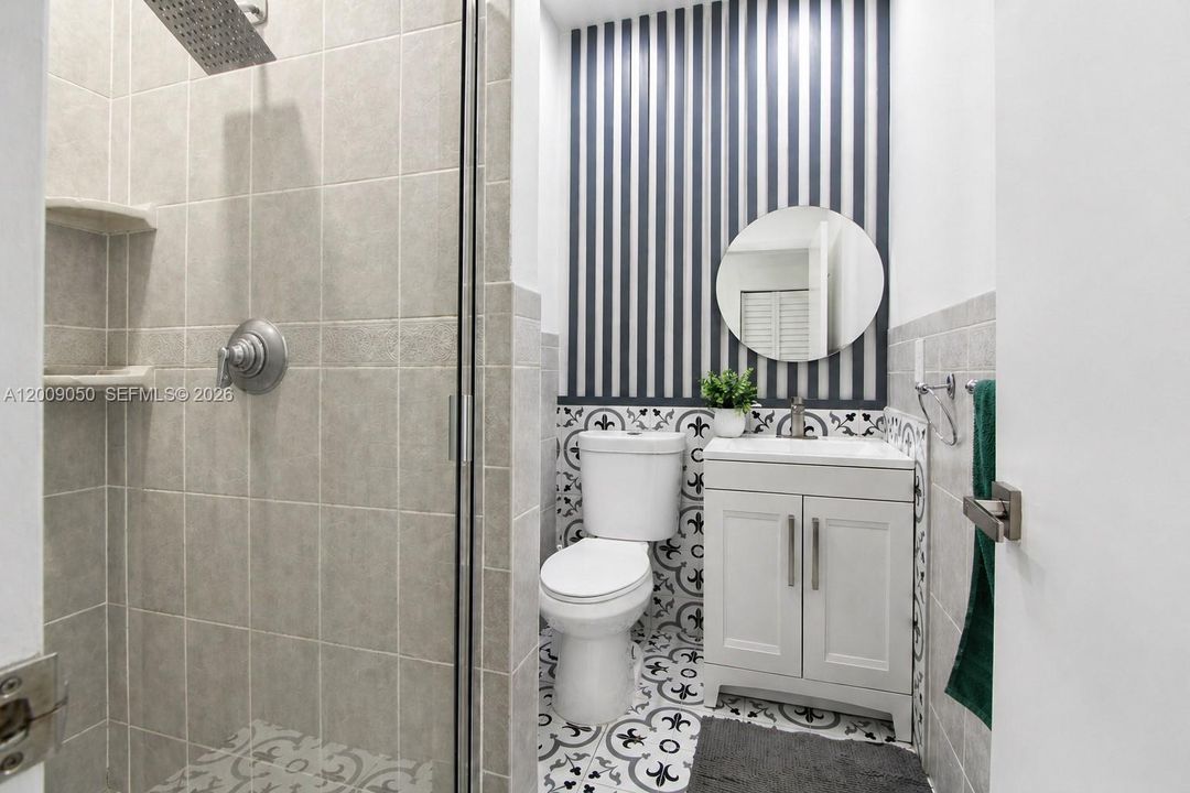 Activo con contrato: $474,900 (3 camas, 3 baños, 1848 Pies cuadrados)