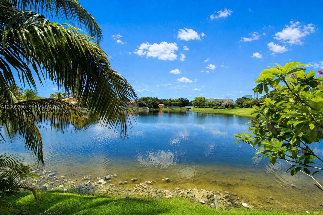 Activo con contrato: $474,900 (3 camas, 3 baños, 1848 Pies cuadrados)
